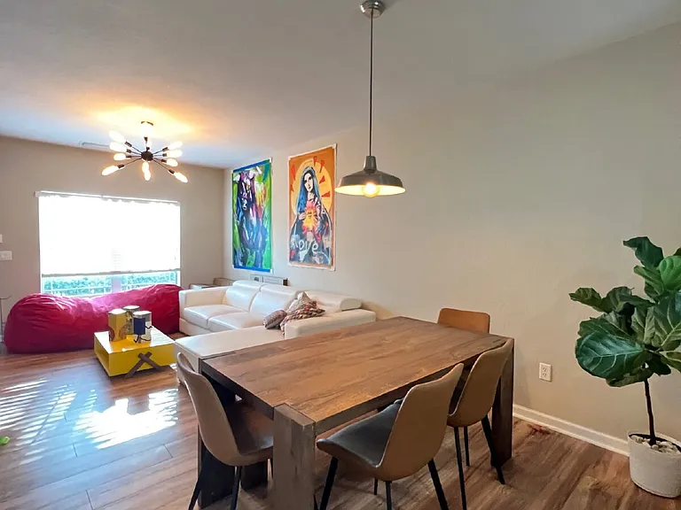 4430 SW 49th Ave — Photo 7
