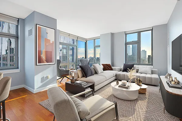 Sold by Compass | media 1