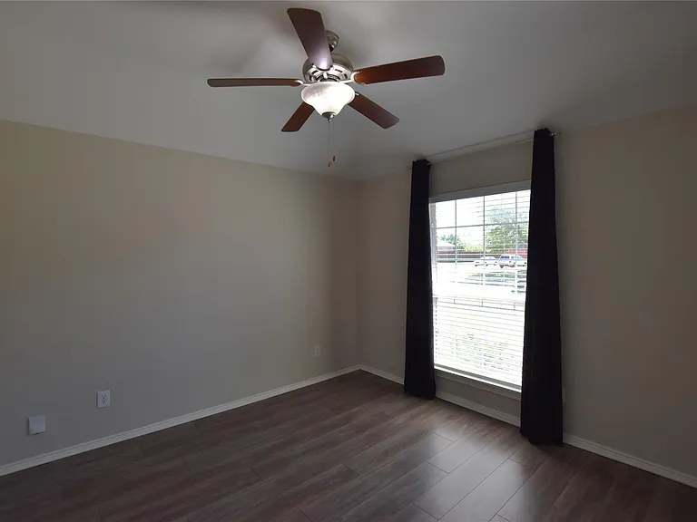 2757 Cascade Cove Dr — Photo 24