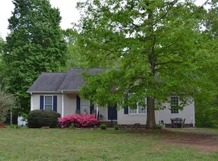 151 Falling Brook Rd, Stokesdale, NC 27357