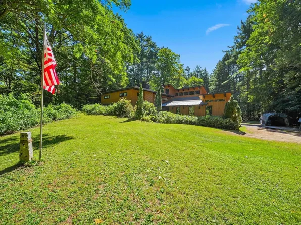 260 Hurricane Road, Keene, NH 03431