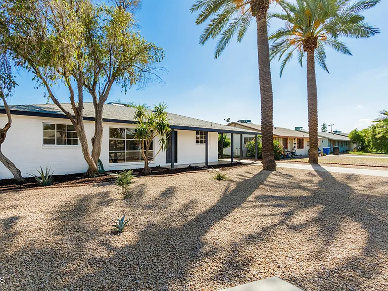 3301 W Pierson St — Photo 3