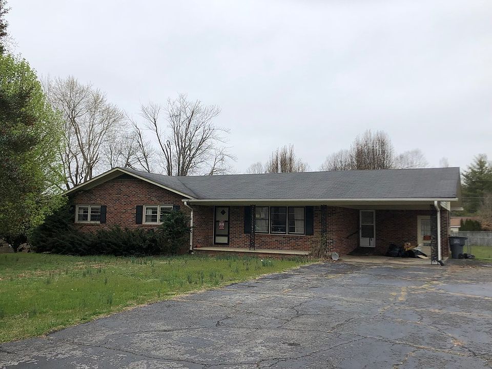 2nd image of 1595 Flintwood Ave