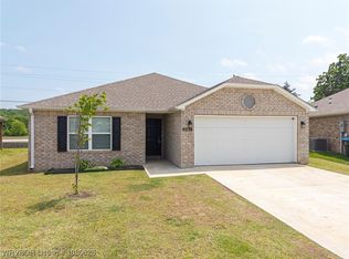 8038 Melody Ln, Fort Smith, AR 72916