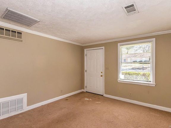 4th image of 3862 Sherwood Dr