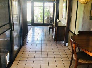 313 Anolani St, Honolulu, HI 96821