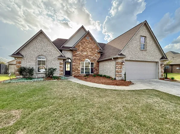 119 Rippavilla St, Saltillo, MS 38866