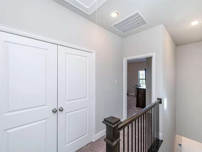 2421 Springhill Ave — Photo 19