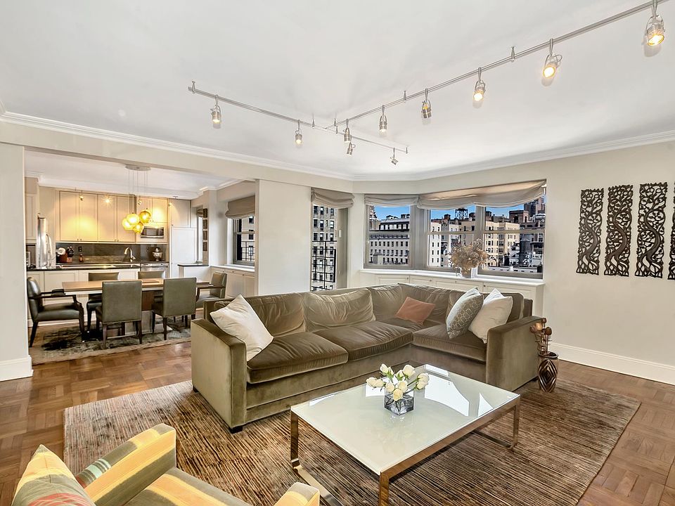 1st image of 120 E 81st St APT 16E