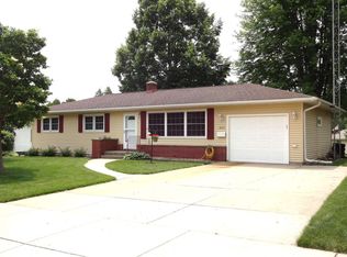 623 Wilson St, Sun Prairie, WI 53590