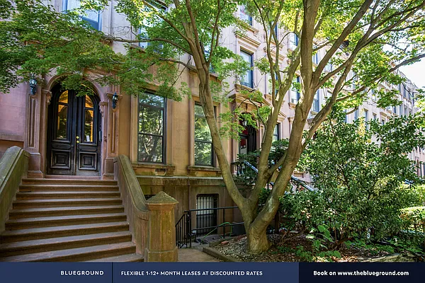 Rented by The Blueground | media 52