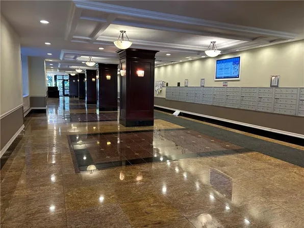 1213 Avenue Z image 21 of 27