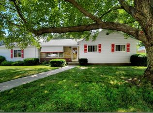 4385 W Ranchview Ave, North Olmsted, OH 44070
