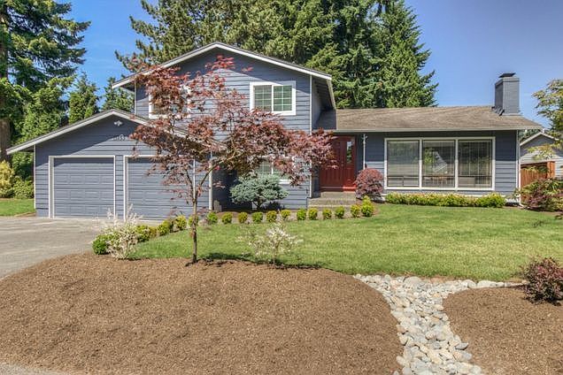 1st image of 13253 NE 184th Pl