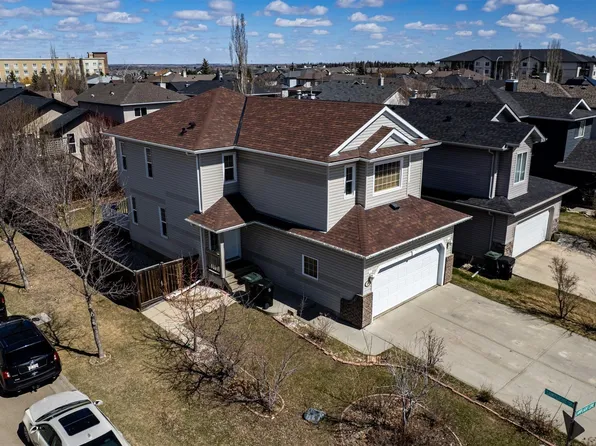 55 Lamplight Cv, Spruce Grove, AB T7X 4R2