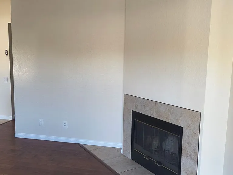 4084 Oregon St — Photo 2