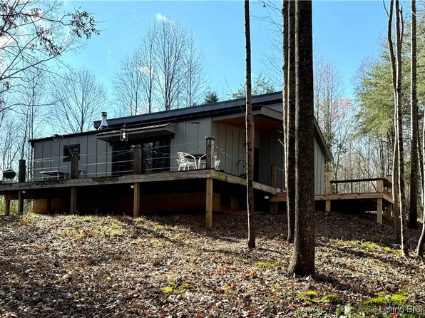 5978 N White River Road, Campbellsburg, IN 47108