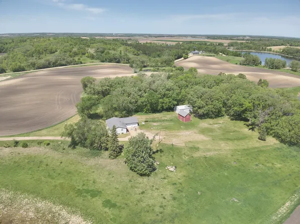32807 200th St, Underwood, MN 56586