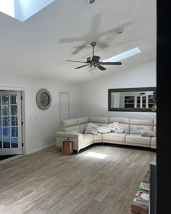 1st image of 2721 Charleston Pl