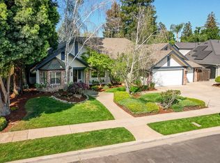 8315 N 4th St, Fresno, CA 93720