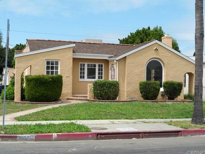 8957 S Harvard Blvd, Los Angeles, CA, 90047