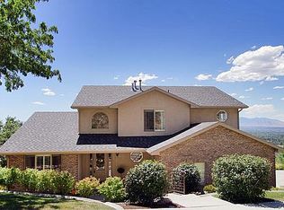 6042 S Heughs Canyon Ct, Holladay, UT 84121