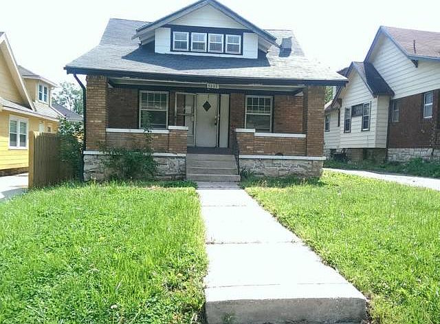 1st image of 5223 Woodland Ave