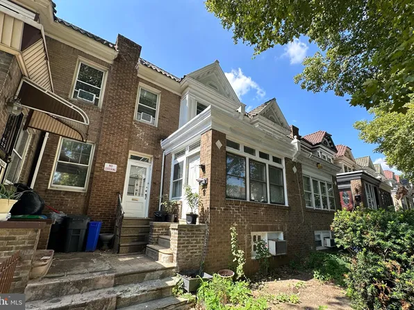 5602 N 13th St, Philadelphia, PA 19141