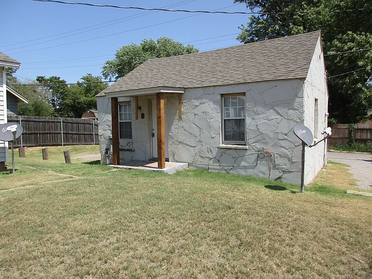 1014 N Bradley St #3 — Photo 17