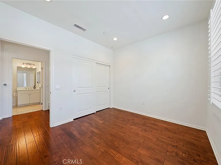 75 Emerald Clover — Photo 18