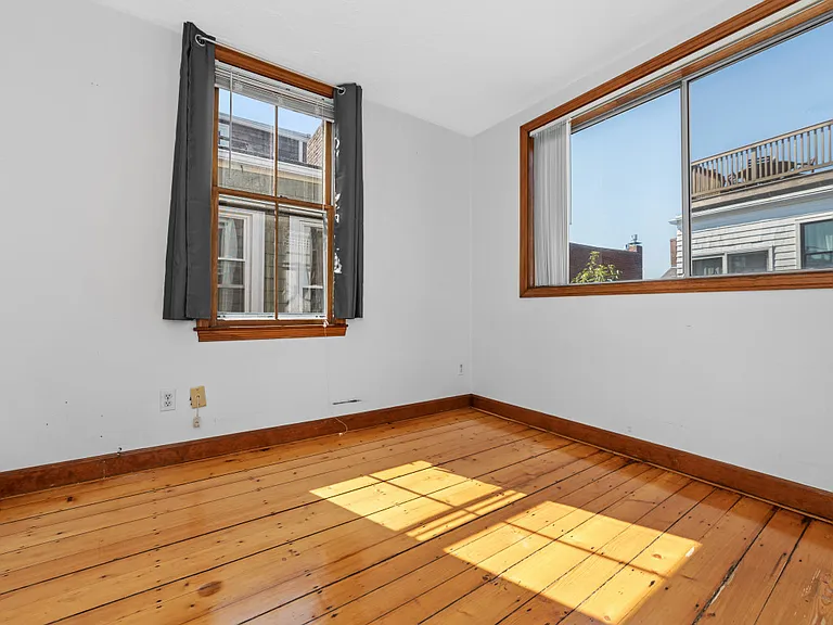 32 Prospect St #3 — Photo 11