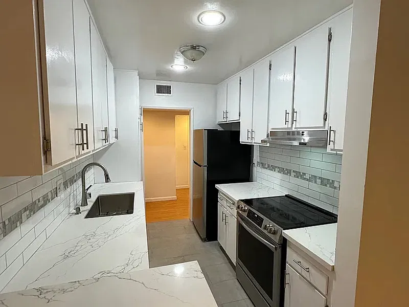 1 bed, 1.0 bath, 707 sqft, $1,481 — Photo 2