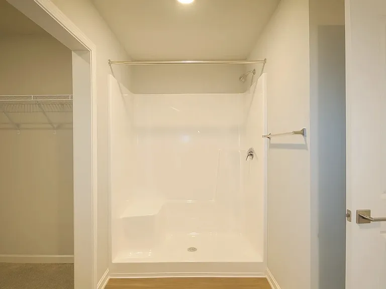 Sunspring Apartments — Photo 12