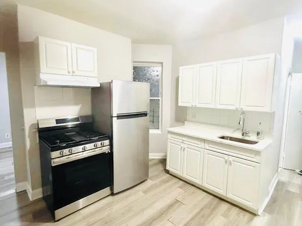 (undisclosed Address), West New York, NJ 07093