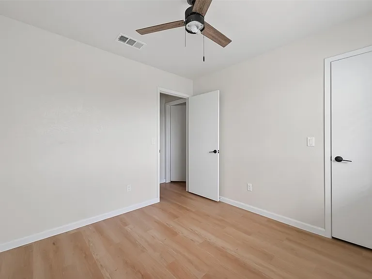 12215 Fetlock Dr — Photo 29