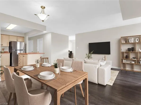 32 Tannery St #506, Mississauga, ON L5M 6T6