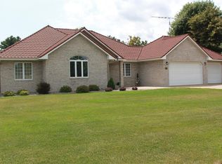 2738 Cherry Blossom Ln, Menomonie, WI 54751