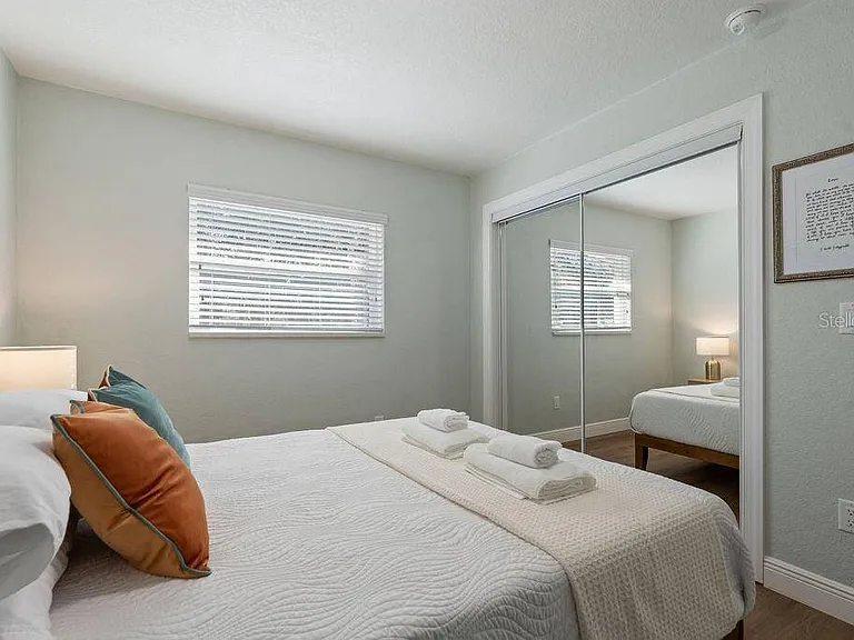 11987 Maple St #2 — Photo 6