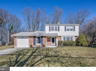 17 Parkview Rd, Stratford, NJ 08084