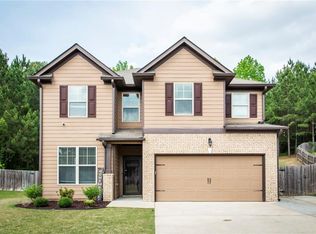 142 Huntleigh Chase Dr, Dallas, GA 30132