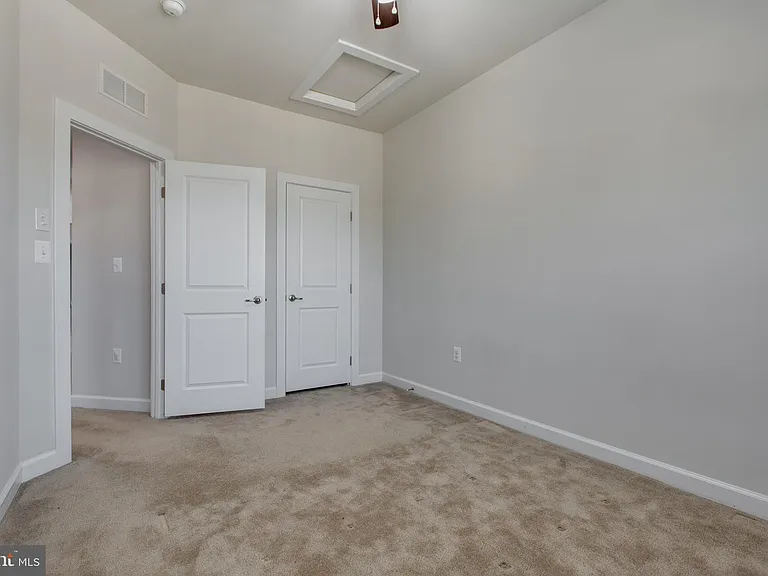 7311 Taylors Hill Ln — Photo 34