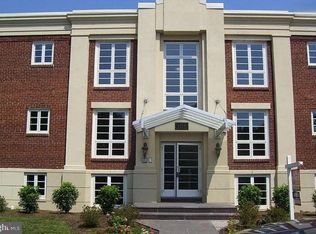1219 Oronoco St APT 303, Alexandria, VA 22314