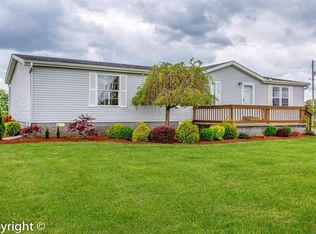 11462 Easter Rd, Green Ridge, MO 65332