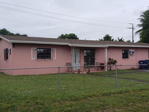 3rd image of 17720 NW 41st Ave