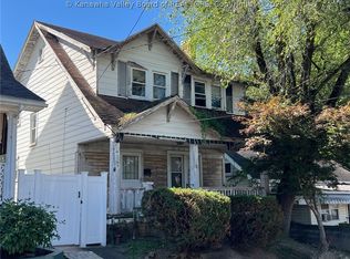 912 Thompson St, Charleston, WV 25311