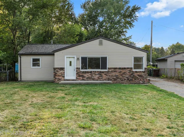 48037 Remer Ave, Shelby Township, MI 48317