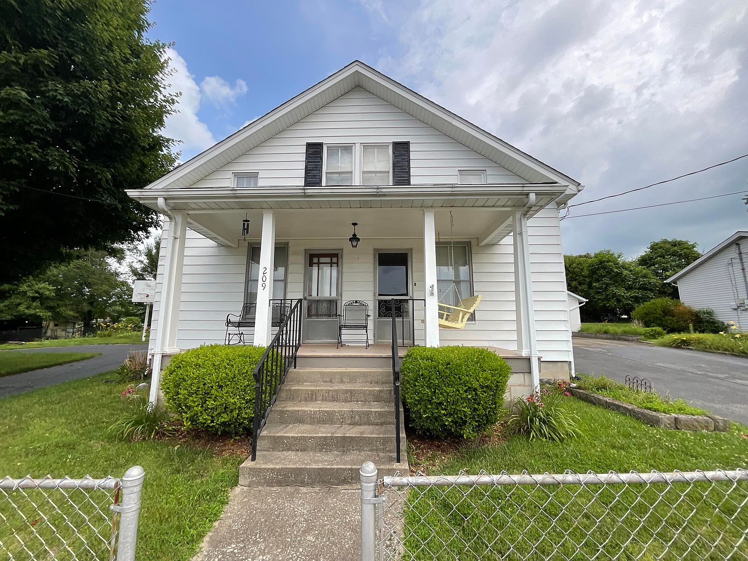 209 Strother St, Mount Sterling, KY 40353 Zillow