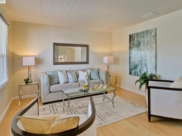 (undisclosed Address)