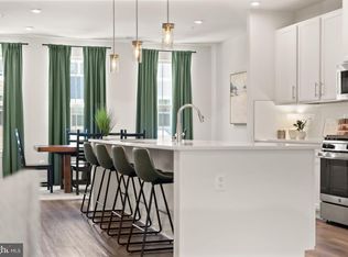 24125 Newtonmore Ter #K, Sterling, VA 20166