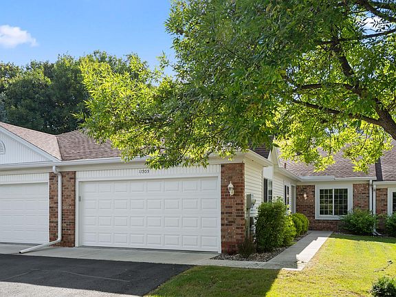 2nd image of 11203 Providence Ln